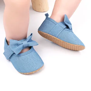 Chaussures de princesse pour bébé fille en denim bleu avec nœud et semelle souple
