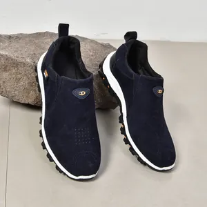 Chaussures outdoor pour hommes en daim bleu marine avec semelle crantée de randonnée