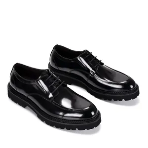 Zapatos Derby de charol negro brillante para hombre con suela de plataforma gruesa