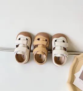 Sandales en cuir véritable pour bébé, crème et marron, avec semelles souples et velcro