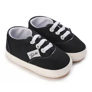 Baskets noires en toile pour bébé avec lacets blancs pour nourrissons de 0 à 1 an