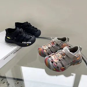 Sandales de Sport en Cuir Microfibre Enfants Bout Fermé Imprimé Chaussures de Plage Semelle Souple pour Garçons Filles