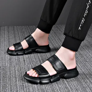 Sandales décontractées noires pour hommes avec semelles épaisses pour la plage