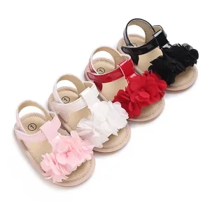 Sandalias suaves para bebés en cuatro colores con grandes detalles de flores de tela