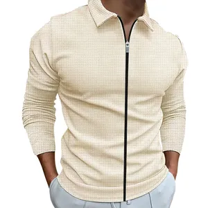 Stijlvol beige herenwafelgebreid vest met rits en klassieke reverskraag voor de herfst