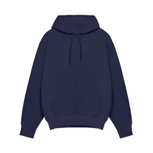 Gedetailleerd aanzicht van een donkerblauwe, dikke hoodie met capuchon voor heren