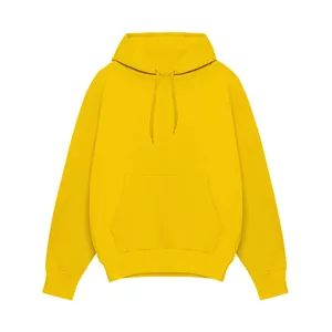 Vooraanzicht van een effen gele zware hoodie met kangoeroezak detail