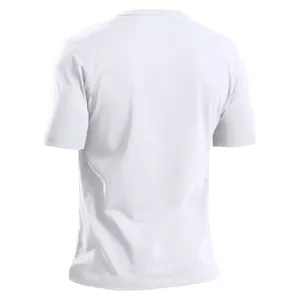 Professionelle Rückansicht, die den schmalen Schnitt eines weißen Herren-T-Shirts zeigt
