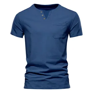 Klassisches navyblaues Slim-Fit-Henley-T-Shirt für Herren mit kurzer Ärmel und Brusttasche