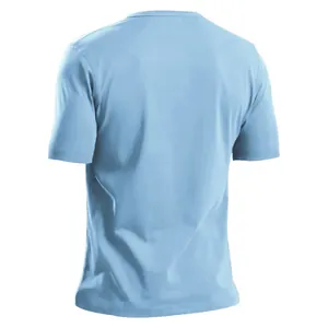 Detaillierte Rückansicht eines hellblauen schmal geschnittenen Herren Sommer T-Shirts