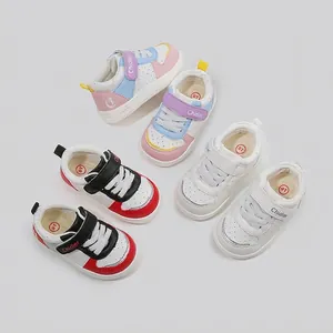 Hochwertige weiche rutschfeste Mikrofaserschuhe für Kleinkinder im Alter von 1-3 Jahren