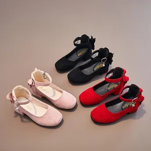 Chicke Mädchen Mary Jane Schuhe mit Blockabsatz und Schmetterlingsflügel-Dekor