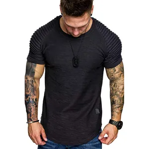Detail view of men's slim fit T-shirt with ribbed shoulder and raglan sleeves.