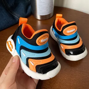 Ademende mesh-sneakers voor peuters met zeer zachte en flexibele antislipzolen
