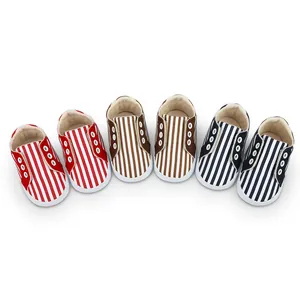Chaussures de marche en toile à rayures pour bébés en plusieurs couleurs et motifs