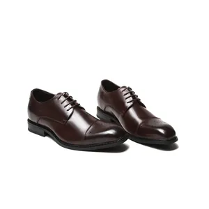 Chaussures richelieus en cuir marron classique pour homme pour le bureau