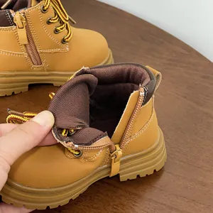 Bottines Martin jaunes classiques pour enfants avec fermeture éclair et semelle en caoutchouc