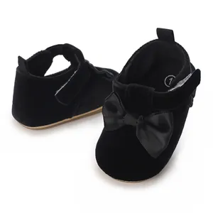 Soft sole black velvet baby walker shoes with satin bow for infants aged 0-1 year