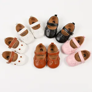 Scarpe da principessa per neonati con fiori e suole morbide in vari colori in cerchio