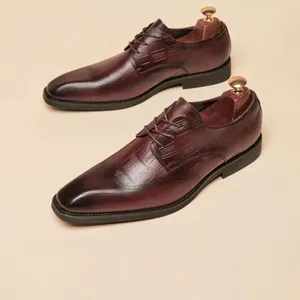 Herren Kopfschicht Rindsleder Brogue Derby Schuhe Britische Business Formelle Eckige Kappe Leder Halbschuhe Oxford Schuhe