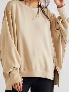 Stijlvol oversized beige sweatshirt voor dames met verlaagde schouders en naaddetails