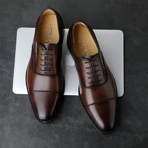 Chaussures Oxford pour Hommes Style Britannique Cuir Vachette Bout Rapporté Formel d'Affaires Respirant Chaussures de Mariage