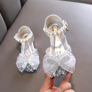 Scarpe da principessa per bambine argento scintillanti con fiocco a farfalla e perle