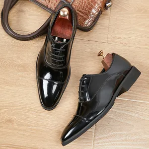 Classic black patent leather cap-toe Oxford shoes for men business formal attire