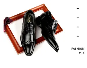 Élégantes chaussures derby richelieu en cuir noir pour hommes avec détails sculptés