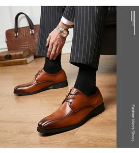 Stilvolle braune Leder-Schnürschuhe im Derby-Stil für formelle Geschäftsanlässe
