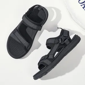 Duurzame zwarte heren sportsandalen met verstelbare bandjes en zachte rubberen zool