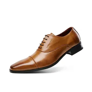 Zapatos Oxford clásicos de cuero genuino marrón con diseño de puntera para hombre