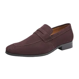 Mocassins classiques en daim marron foncé pour hommes, chaussures élégantes pour le bureau.