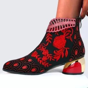 Bottines brodées de style ethnique pour femmes avec strass et talons épais élégants