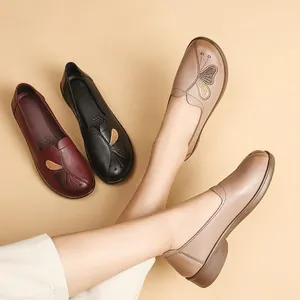 Women Microfiber Leather Flat Shoes For Elderly Non Slip Comfortable Butterfly Embroidery Casual Loafers Soft Sole Mama Shoes