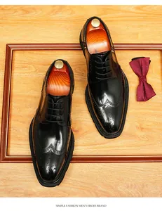 Chaussures richelieux classiques en cuir noir pour hommes avec perforations brogues