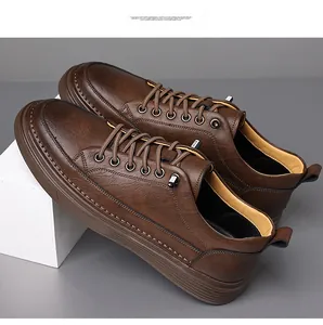 Zapatillas casuales clásicas de cuero marrón para hombre con cordones y suela gruesa retro