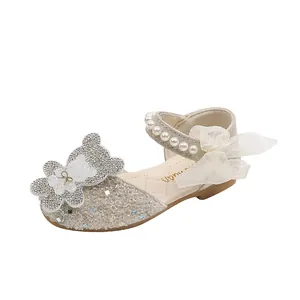 Chaussures princesse pour filles avec ours en strass et perles pour fête.