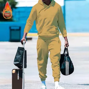Conjunto de sudadera con capucha y pantalón para hombre amarillo mostaza con vellón