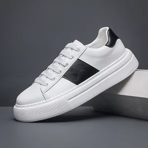 Herren Spaltleder Weiße Skateschuhe Dicke Sohle Casual Sneakers Minimalistische Mode Sportlich Vielseitig Rund Zehe Schnürschuhe