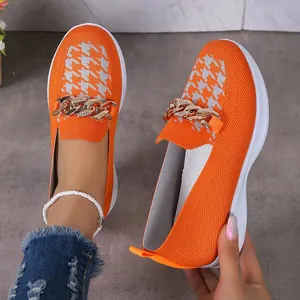 Mocassins Respirants en Maille pour Femmes Avec Chaîne en Métal et Motif Pied-de-poule Baskets à Enfiler à Semelle Épaisse pour Activités de Plein Air Décontractées Chaussures de Printemps Été Élégantes