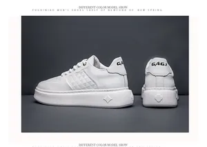 Gedetailleerd zij- en achteraanzicht van de witte echt lederen platform sneakers voor heren