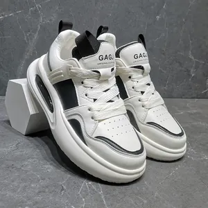 Heren premium lederen sneakers met luchtkussen in wit en zwart met dikke platformzool