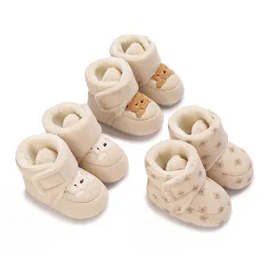 Botas de Nieve de Invierno para Bebés con Forro de Felpa Primeros Pasos Oso de Dibujos Animados Suela Blanda Zapatos Cálidos Botines