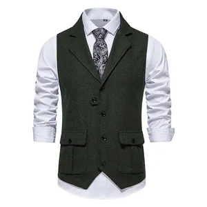 Gilet da uomo vintage in tweed a spina di pesce, vestibilità slim con risvolto verde scuro.