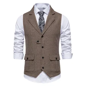 Gilet classico in tweed spigato marrone da uomo con bavero e tasche con patta elegante