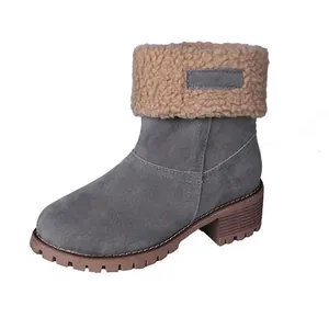 Bottine grise pour femme avec revers en fausse fourrure beige et semelle crantée