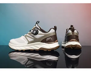 Vista detallada de las zapatillas de running transpirables para hombre con cierre
