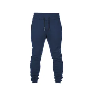 Detailansicht der dunkelblauen Herren-Jogginghose mit Kordelzug und Bündchen