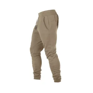 Seitenansicht der Herren-Jogginghose in Khaki mit Kordelzug und Bündchen